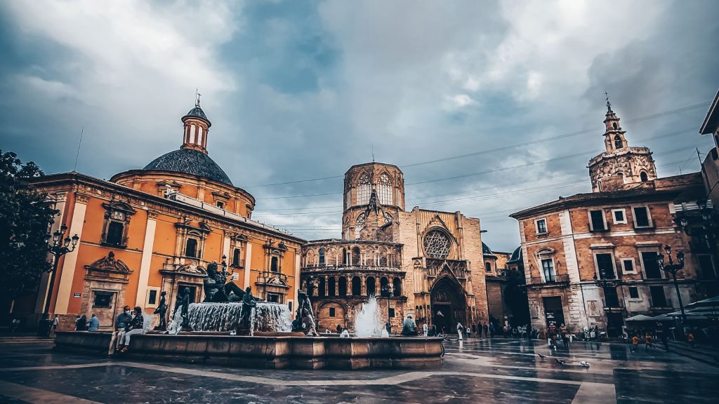 Plaza de la Virgen Valencia