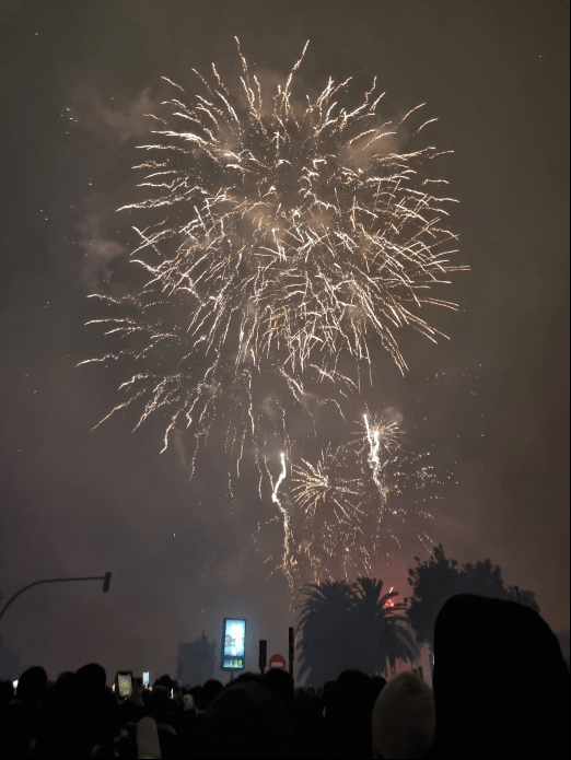 Castillo de fuegos artificiales en las fallas de Valencia